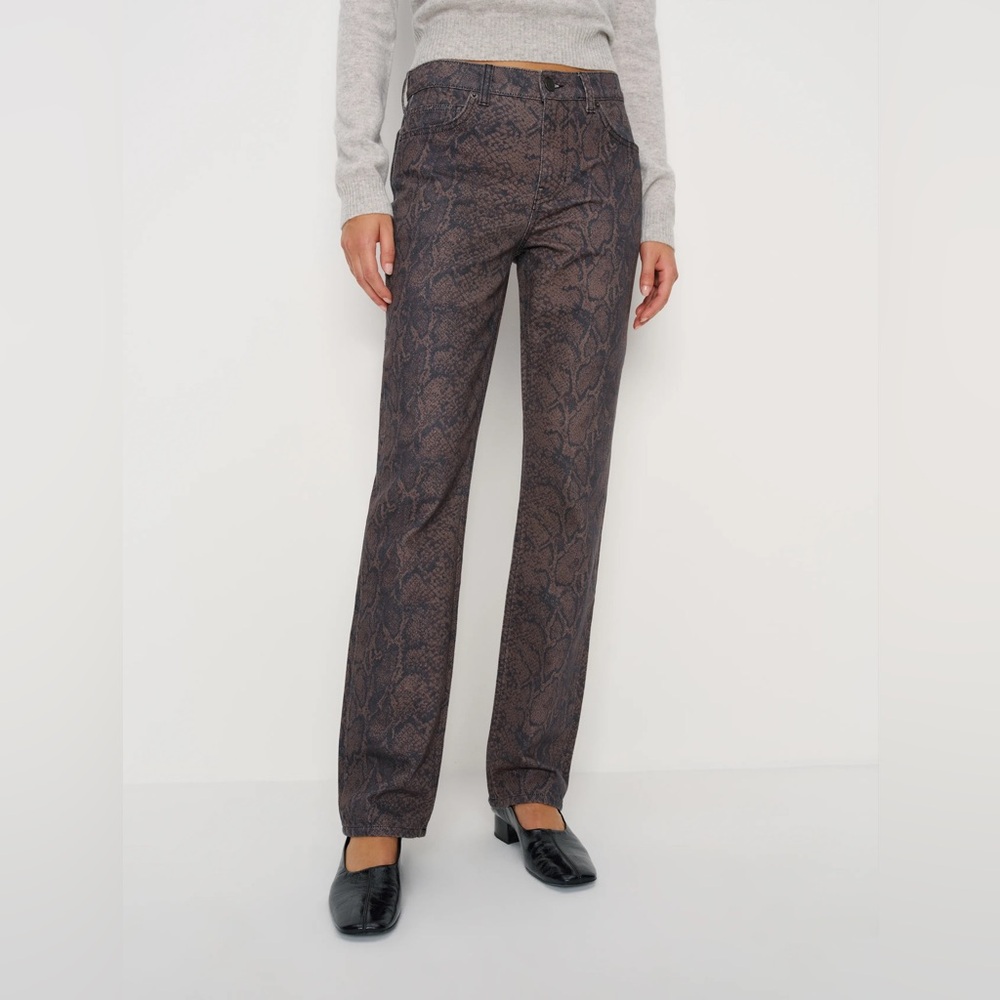REFORMATION Greer Mid Rise Straight Jeans in Venom